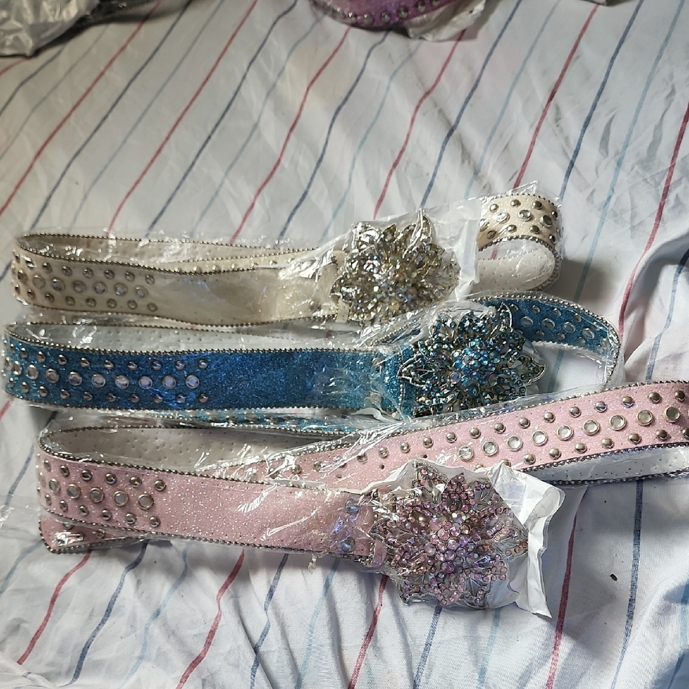 Brand new Elegant Women's Belt Set of 3 with Crystal Accents/rhinestone
